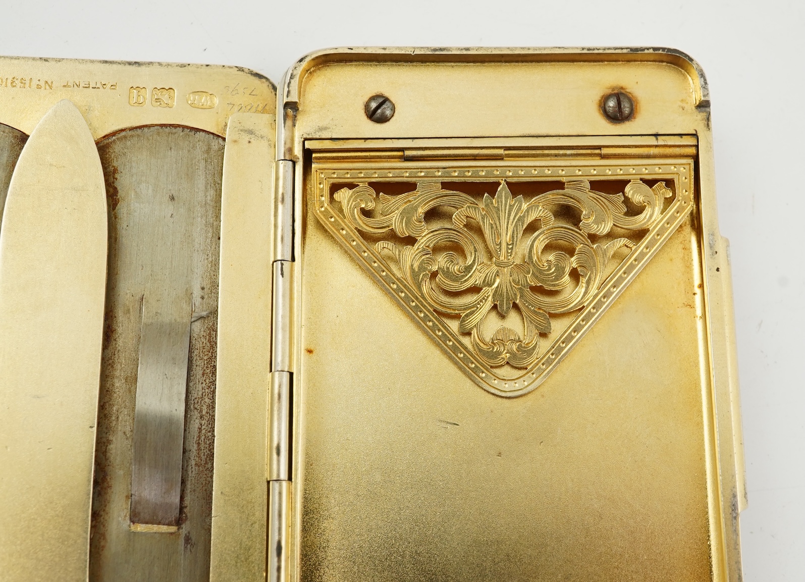 A George V patent silver 'Nomismatikos' coin purse, by William Edward Hurcomb, retailed by Lund, Cornhill